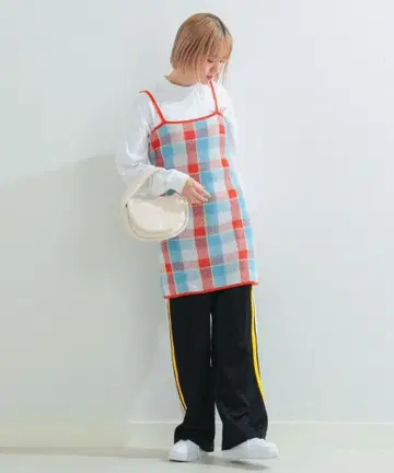 Ray BEAMS [별주] GIM CONTEXT / 니트 원피스