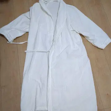 CLASSY 타월지 로브 목욕 가운 화이트