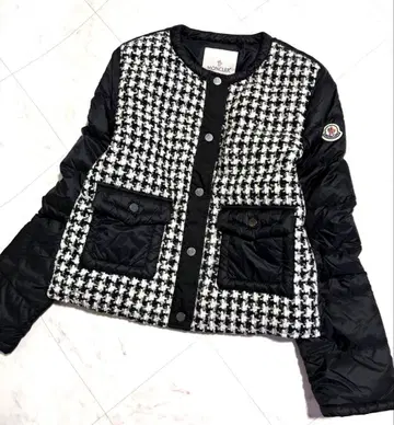새상품급 MONCLER 다운 자켓 Becasse
