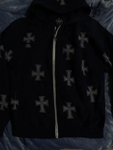 크로스 무늬 후드티 L 사이즈