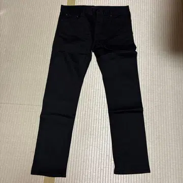 UNIQLO 블랙 스트레이트 36 (91cm)