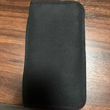블랙 여권 케이스