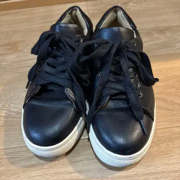 유나이티드 애로우즈 블랙 스니커즈 23cm