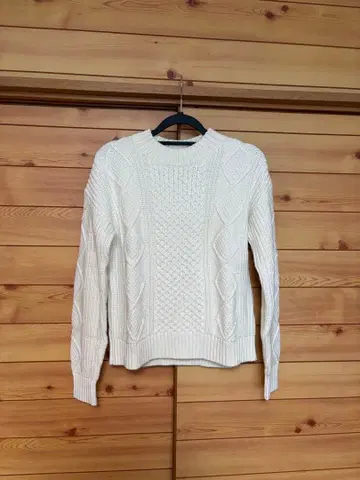 BANANA REPUBLIC 케이블 짜임 니트 화이트 S 사이즈