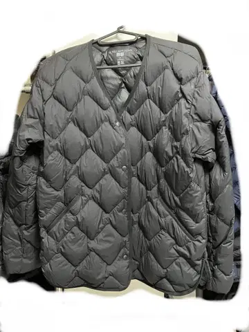 유니클로 울트라 라이트 다운 다운 자켓 M 사이즈 주머니 포함