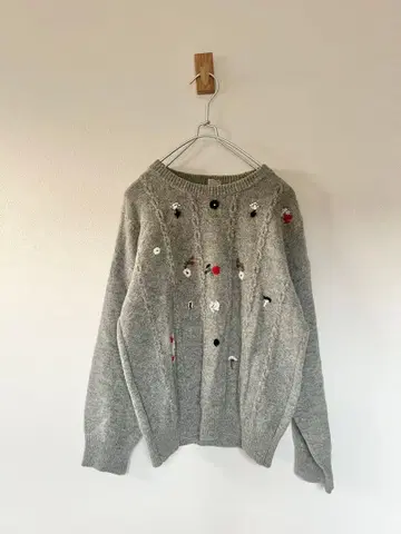 chambre de charme (샹브르 드 샤름) 자수 니트