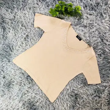 PRIVATE [ L ] 베이지 반팔 V넥 비즈 장식 니트 실크 100%