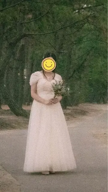 웨딩 드레스 크림색 플레어 스커트