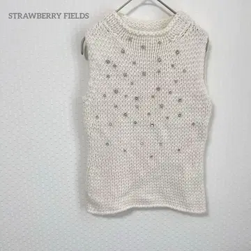 스트로베리 필드 뜨개질 슬리브리스 니트 베스트 아이보리