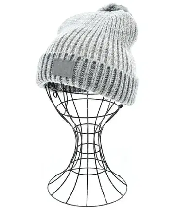 UNDER ARMOUR 니트 캡 비니 여성용