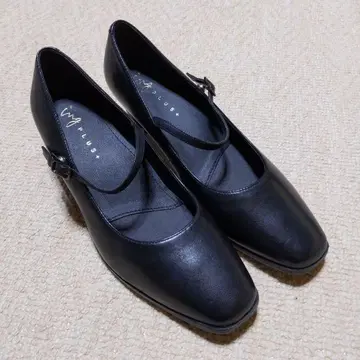 새상품급 ing 잉그 블랙 컬러 가죽 펌프스 스트랩 포함 23.5cm