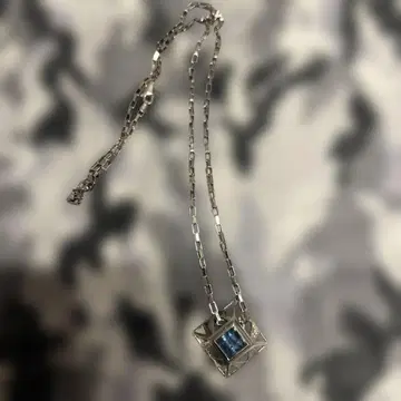 실버 입방체 펜던트 목걸이