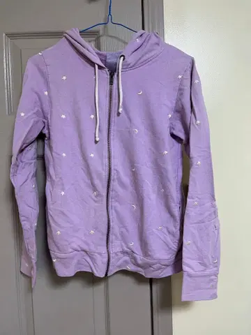 2 라벤더 별달 자수 후드티 labyrinth