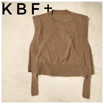 [ 새상품급 ] KBF 플러스 베이지 니트  베스트