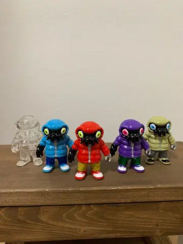 One up. 한정 컬러 VAG 크툴루오이드 5체 세트