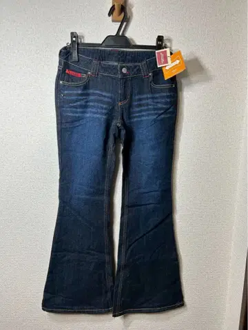 CHACOTT 댄스 익스프레스 부츠컷 데님