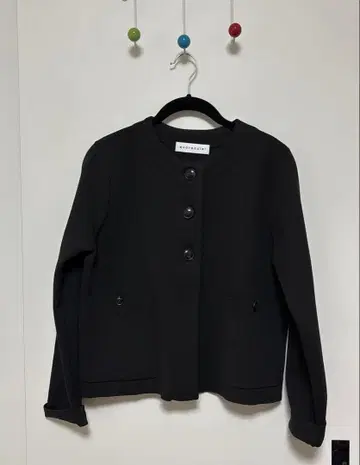 [ 새상품 ] 니트 자켓 카란시엘 (쉽스)