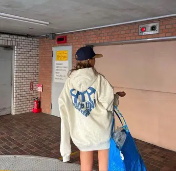 Hotter Than Hell 후드티