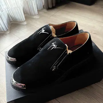 GIUSEPPE ZANOTTI 자노티 41 사이드 지퍼 슬립온