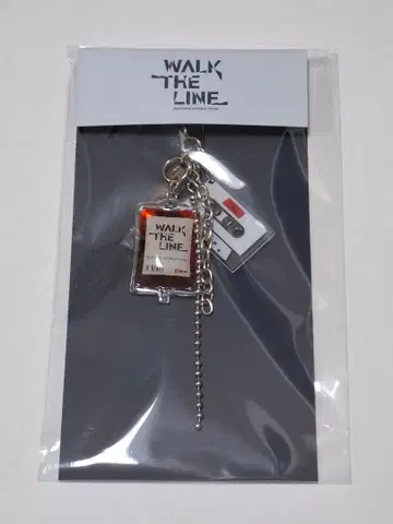 ENHYPEN WALK THE LINE 수혈팩 키링