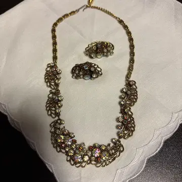 골드 빈티지 목걸이와 귀찌 세트
