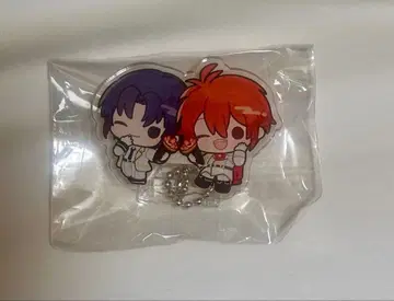 아이들리시 세븐 아이나나 MOMI&TOY'S 아크릴 배지 이오리 리쿠