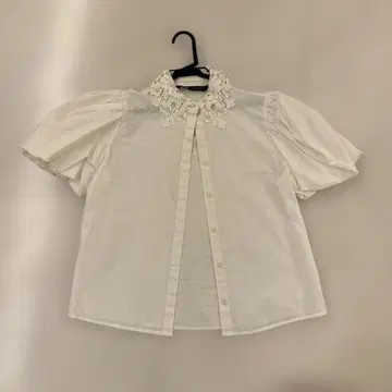 새상품 ZARA 자라 모조 진주 옷깃 블라우스