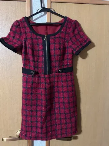 빨검 체크 트위드 드레스