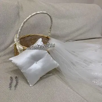 웨딩 바스켓 베일 반지 필로우 귀찌 티아라 세트