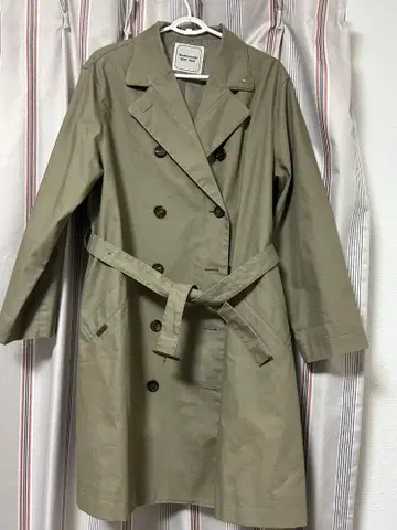 마드모아젤 논논 트렌치코트 카키