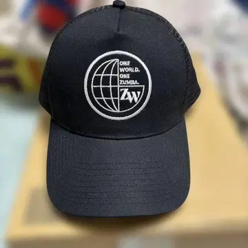 ZUMBA 캡 신상 새상품 정품