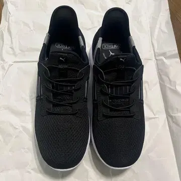 PUMA SOFTRIDE 블랙