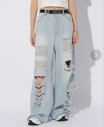 Anui 아뉴이 데미지 데님 팬츠