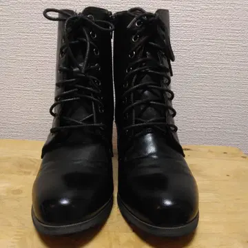 블랙 레이스업 부츠 [ 23.5cm ]