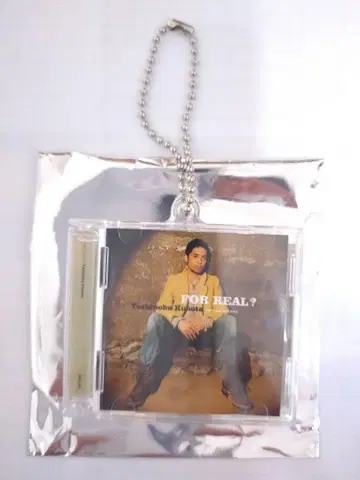 쿠보타 토시노부 미니어처 CD 키링.