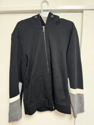 닐 바렛 패널 디자인 지퍼 후디 PBJS679 최종 가격 인하