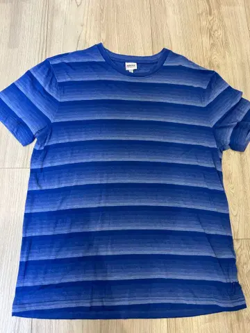 ARMANI COLLECTION 보더 T셔츠, 미사용 새상품.