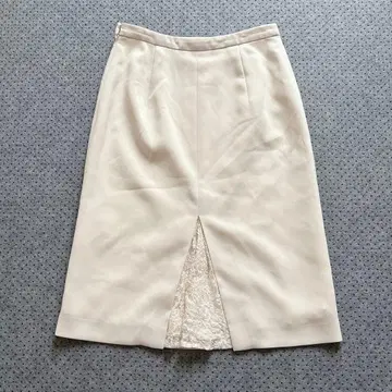 프랑코 페라로 백 레이스 디자인 스커트 무릎 기장 일본제 S 깔끔한