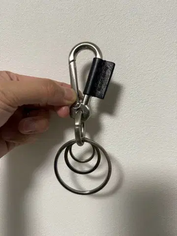 새상품급 핸더 스킴 카라비너 블랙