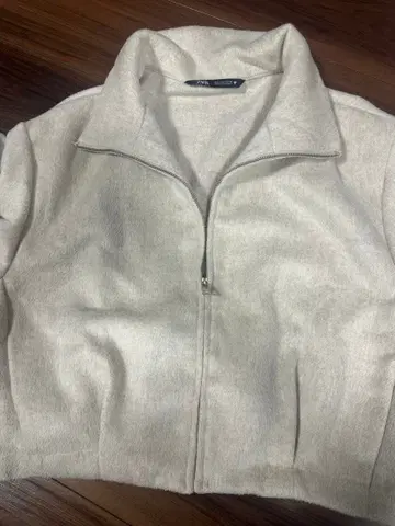 Zara 크롭 자켓