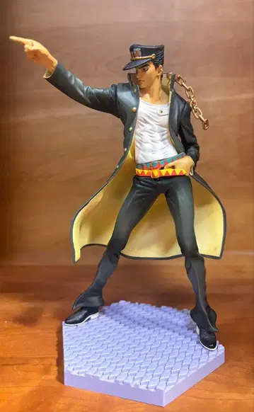죠죠의 기묘한 모험 쿠죠 죠타로 피규어 JOJO