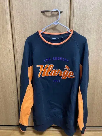 XLARGE 트레이닝복