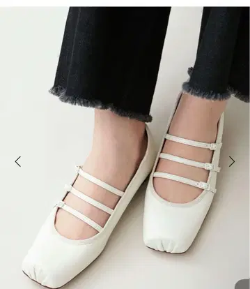 ODETTE E ODILE 스트랩 포함 플랫슈즈 24.5cm