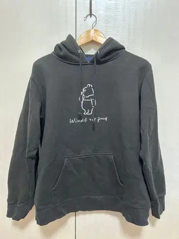 BEAMS 푸우 블랙 후드티