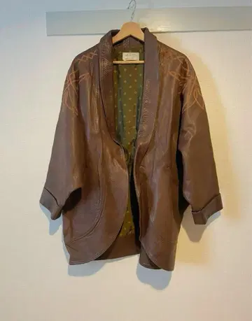 77circa 가죽 자켓