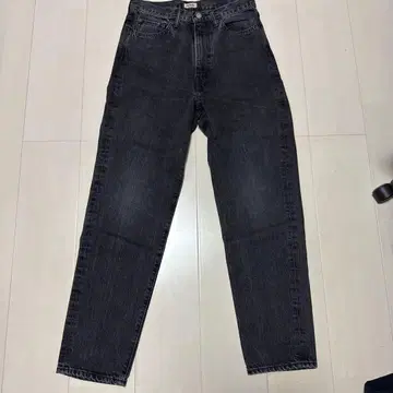 D.M.G. 블랙 데님 스트레이트 팬츠