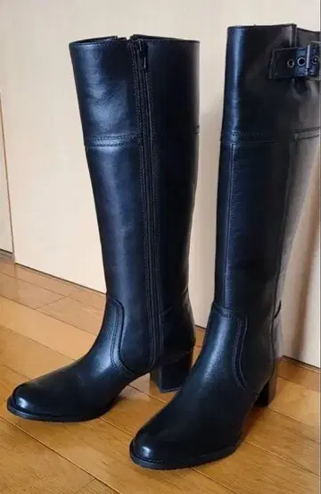 미사용 새상품 소가죽 롱 부츠