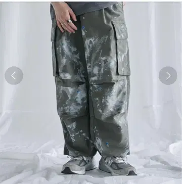 PUBLIC TOKYO 페인트 오버 카고 팬츠 퍼블릭 도쿄