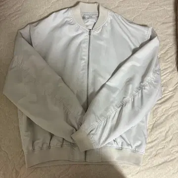 화이트 지퍼 블루종