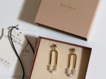 Her lip to 후프형 펄 귀찌